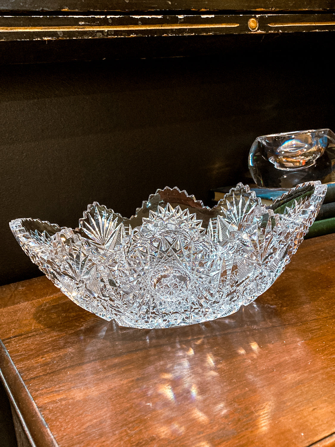 Antique 1900s American Brilliant Cut Clear Glass Oval Scalloped Edge Bowl