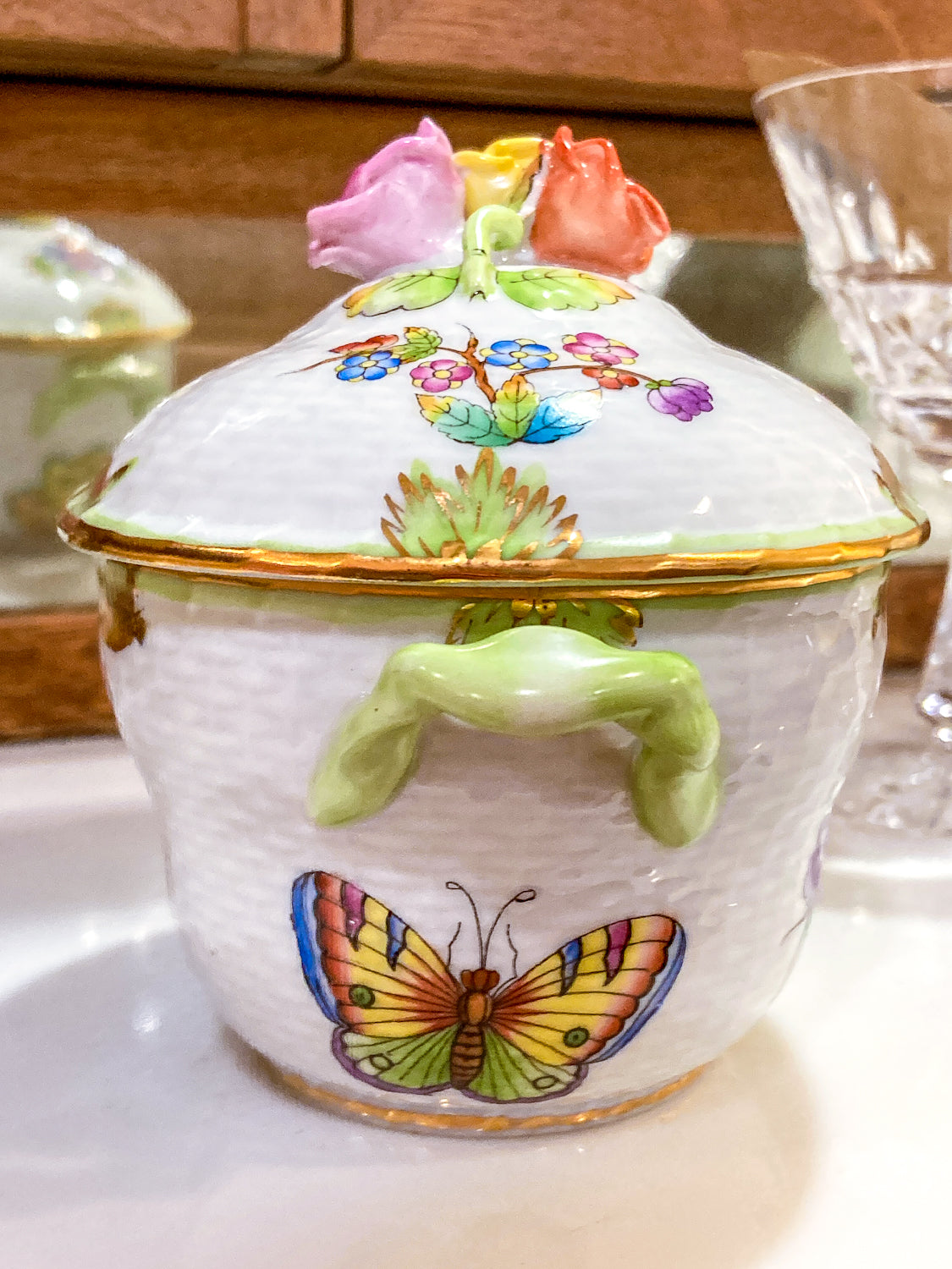 Miniature Queen Victoria Pattern Herend Hand Painted Porcelain Bonbonniere Jar