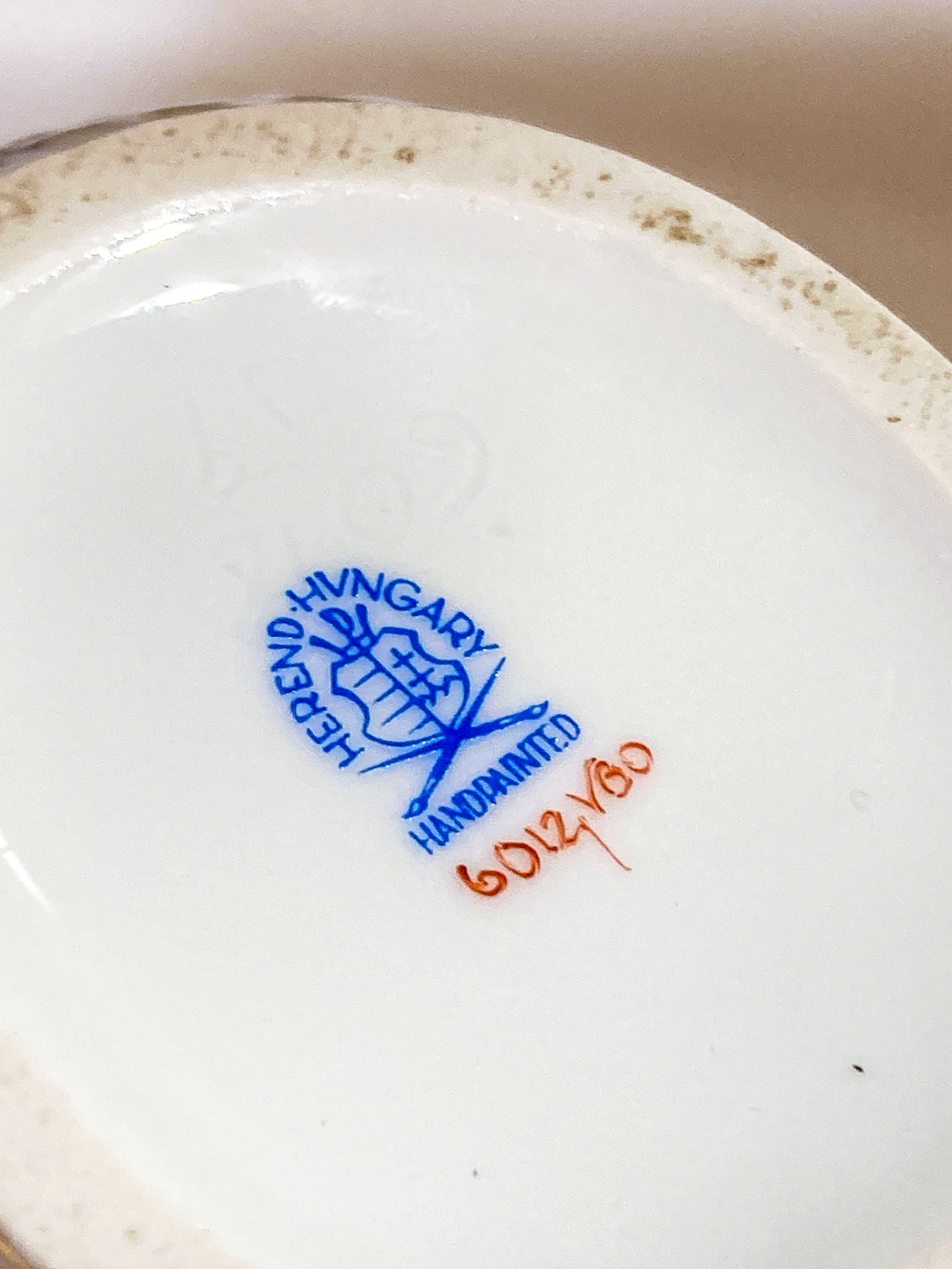 Miniature Queen Victoria Pattern Herend Hand Painted Porcelain Bonbonniere Jar