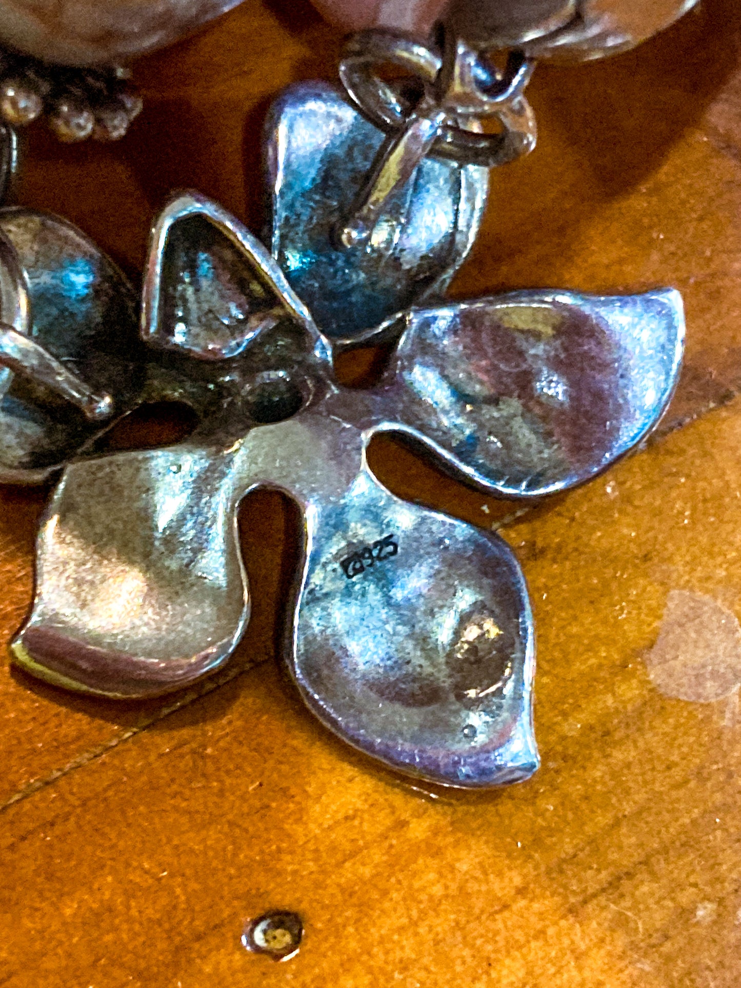 Ocean Shell Inspired Sterling Silver Handblown Glass Bead Art Necklace Marking