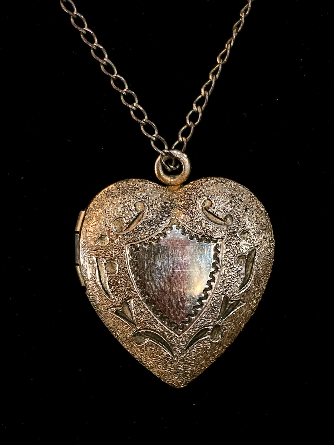 Vintage Gold Filled Engraved Heart Photo Locket Pendant Necklace