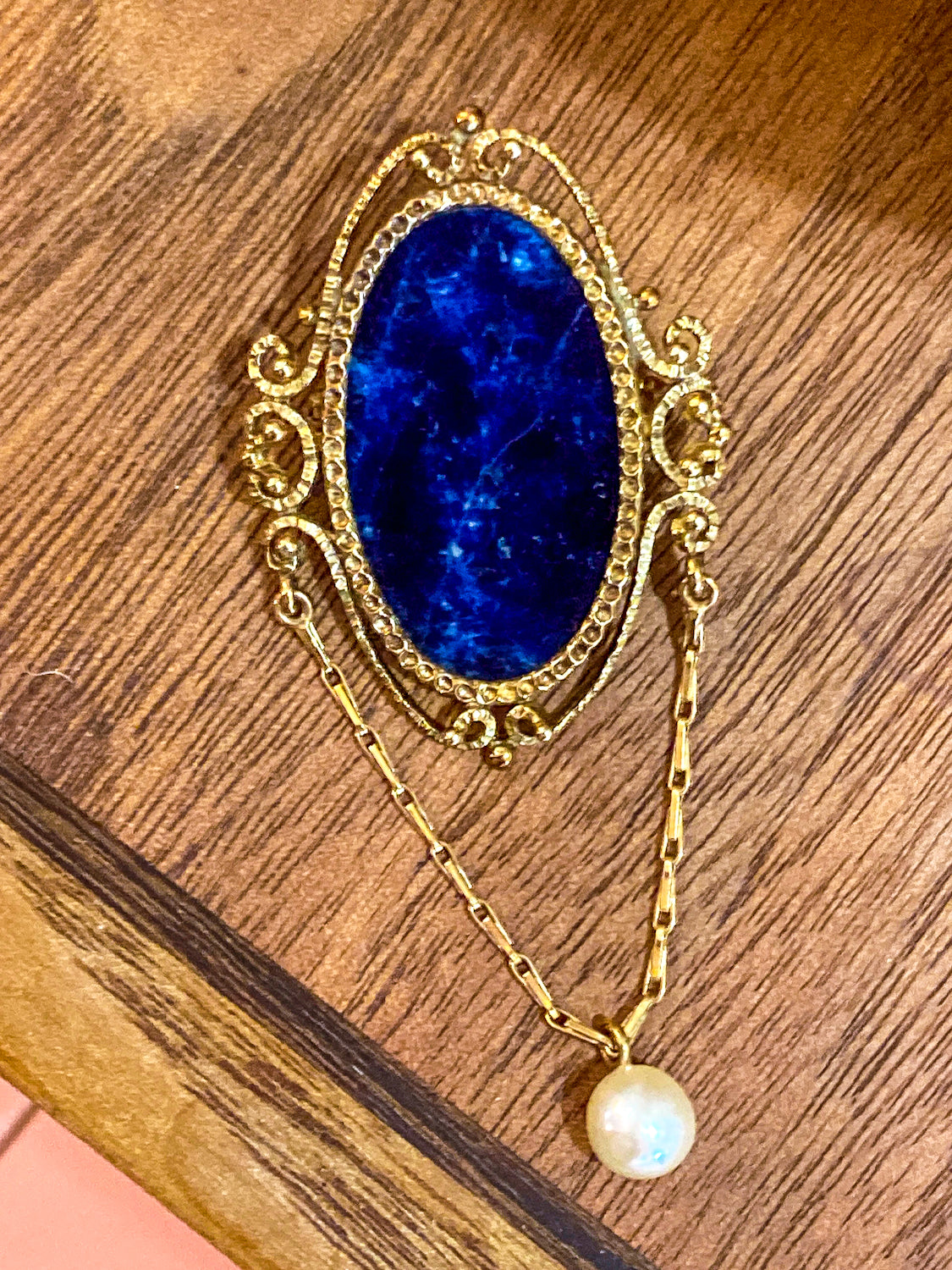 Vintage 14K Yellow Gold Filigree Oval Lapis Lazuli Pearl Dangle Brooch Pin