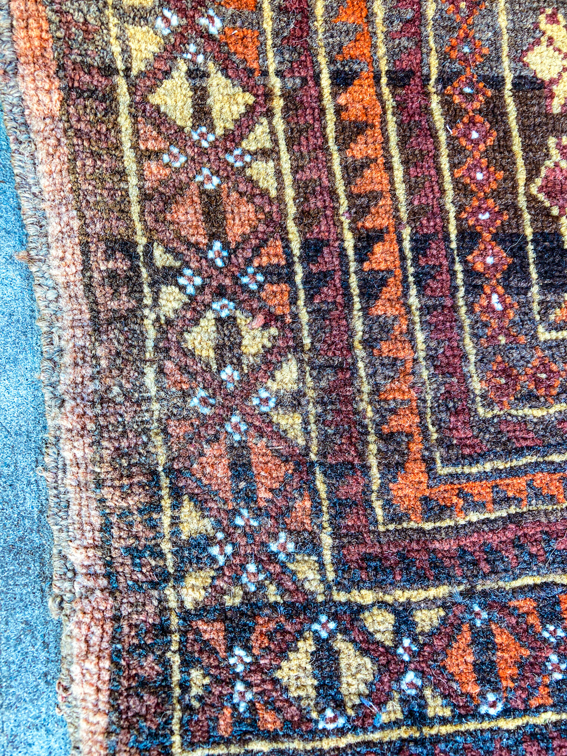 Vintage 1980s Orange Red Fringe 5x3ft Hand Woven Persian Wool Area Rug Closer look at color loss