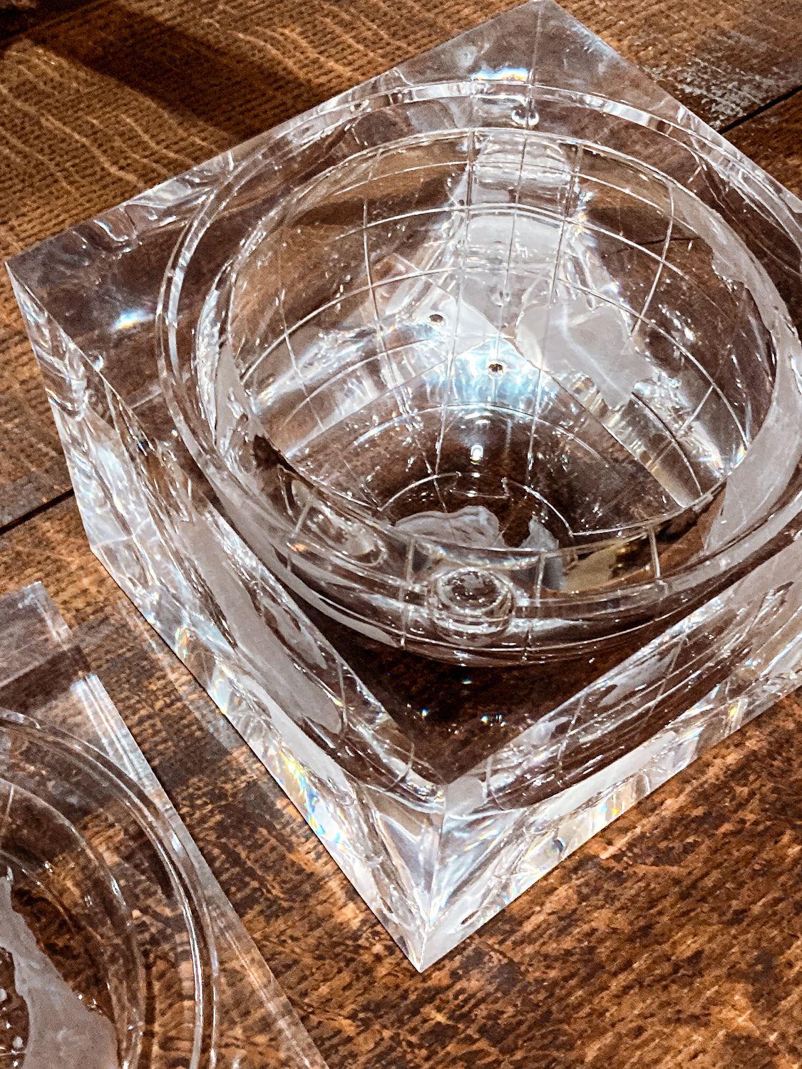 Vintage 1960s Alessandro Albrizzi Clear Lucite Globe Ice Bucket Box
