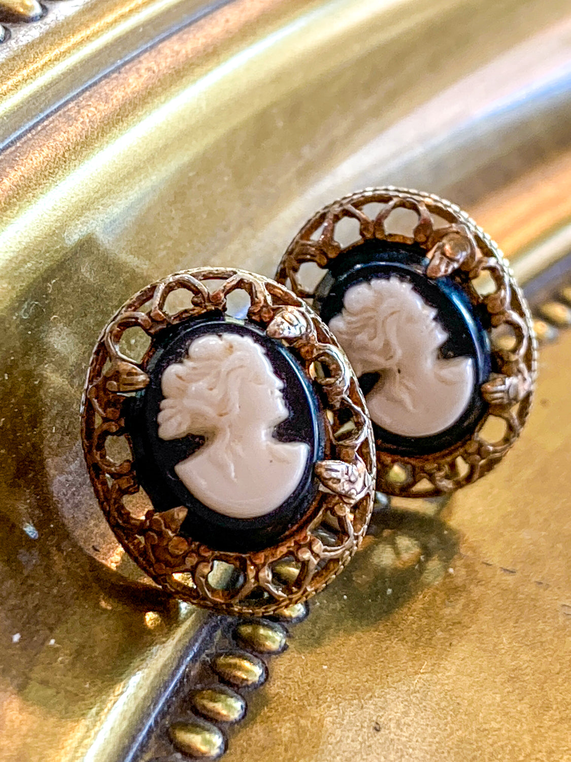 Vintage Black Cameo Filigree Gold-tone Sterling Silver Screwback Earrings