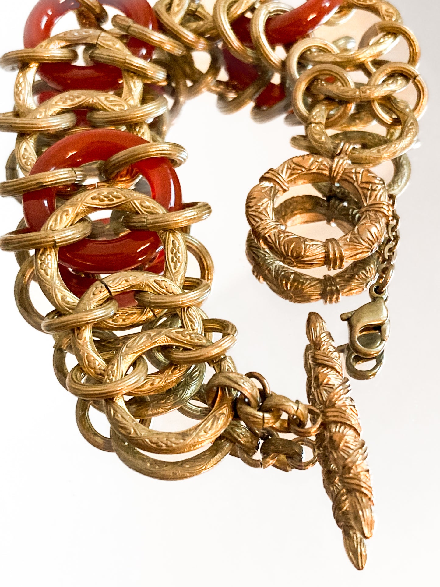 Vintage Gold Toned Circular Rust Red Lucite Stone Chain Link Bracelet Stephen Dweck