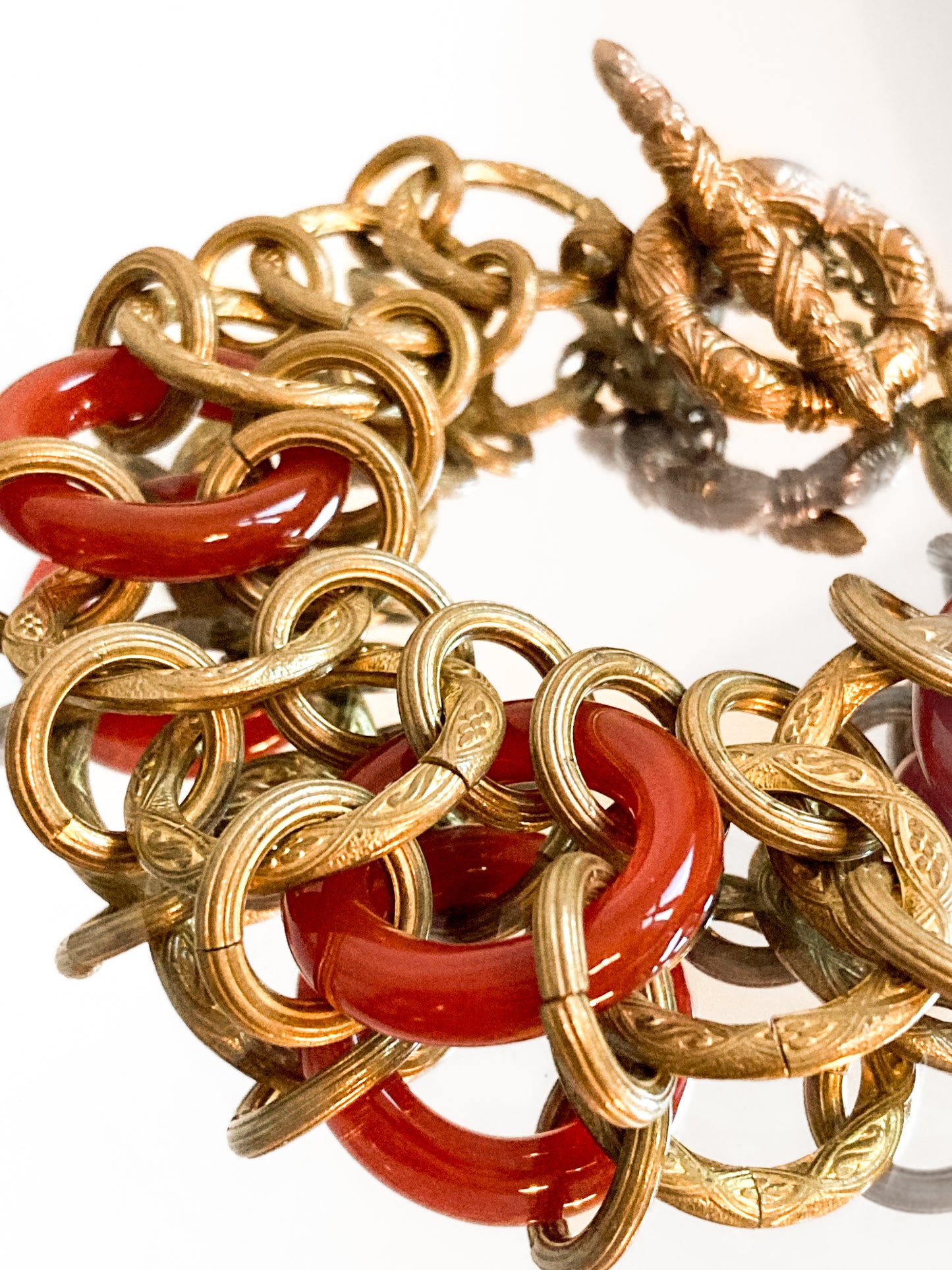 Vintage Gold Toned Circular Rust Red Lucite Stone Chain Link Bracelet Stephen Dweck
