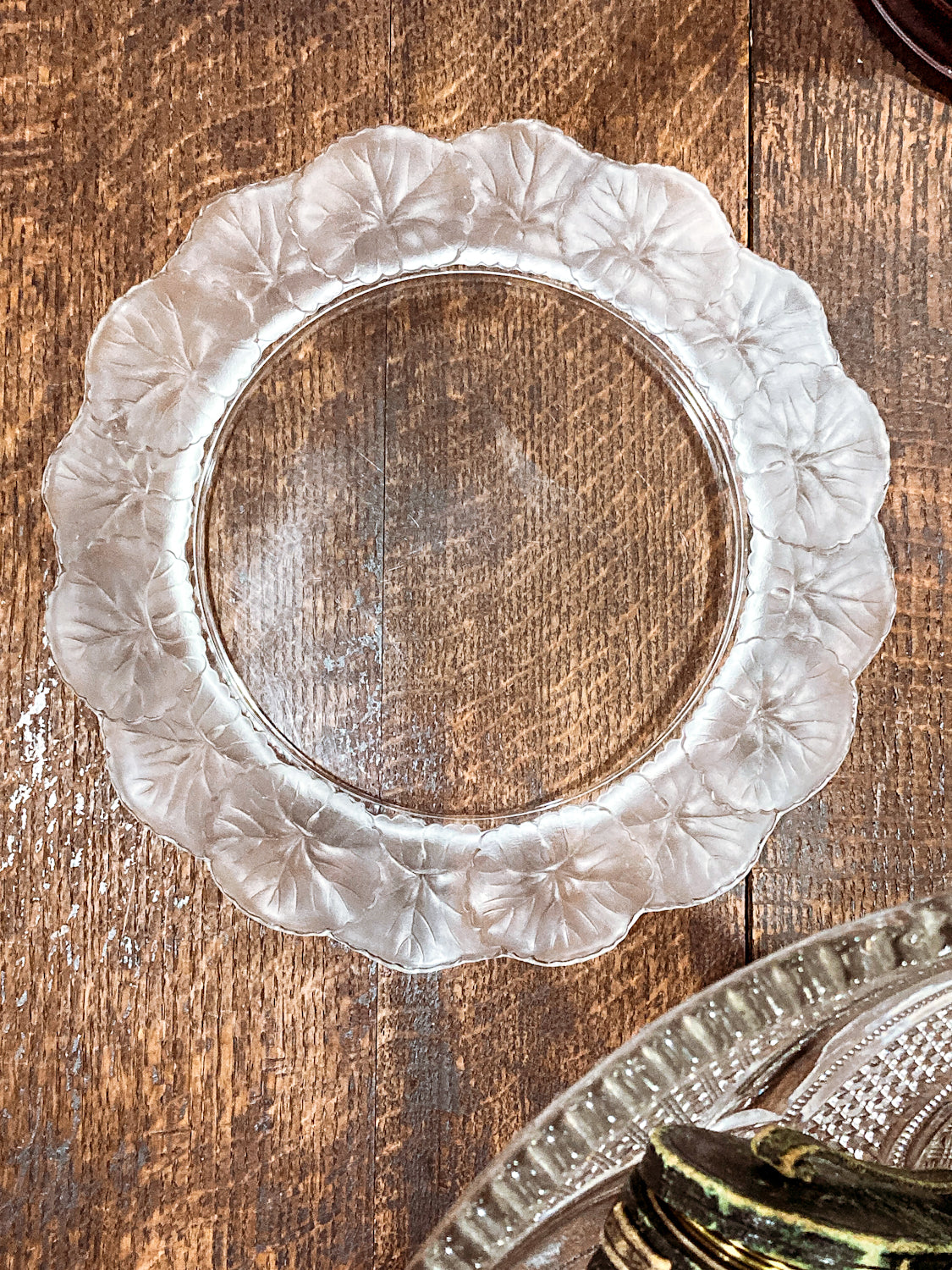 Vintage Lalique France Honfleur Geranium 11 Inch Clear Crystal Dish Plate