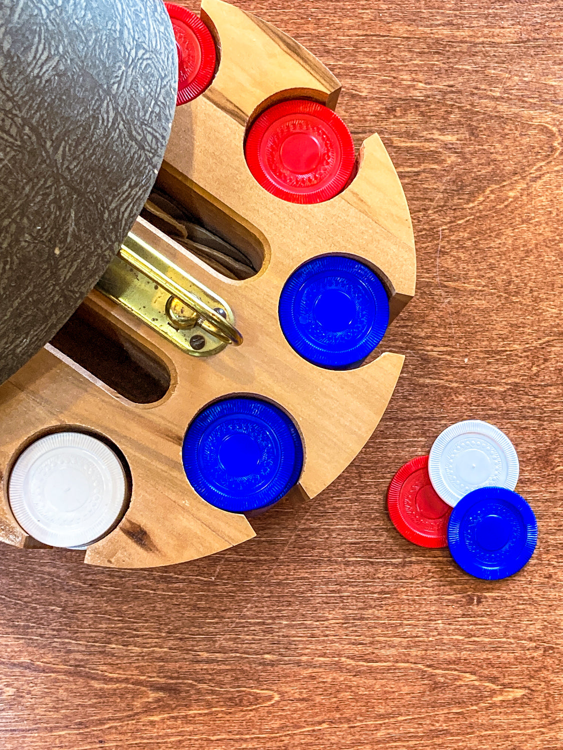 Vintage MCM Lazy Susan Red White Blue Poker Chip Travel Caddy Set