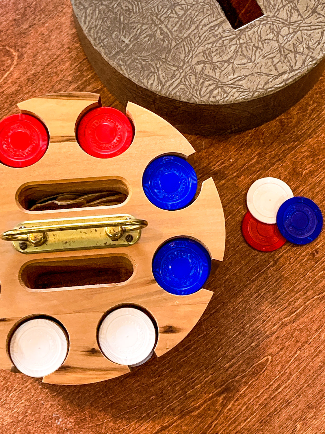 Vintage MCM Lazy Susan Red White Blue Poker Chip Travel Caddy Set