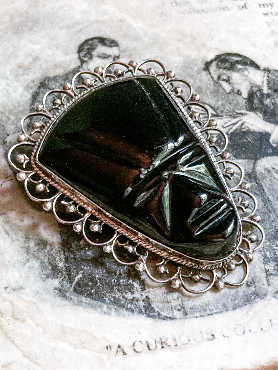 Vintage Mexico Sterling Silver 925 Carved Black Onyx Abstract Face Filigree Brooch