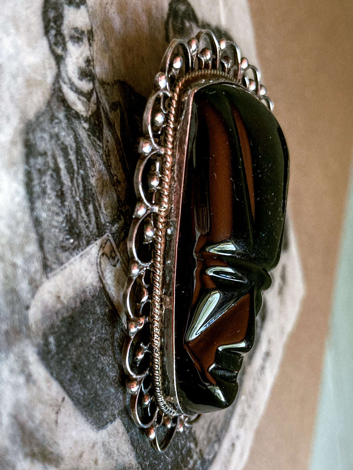 Vintage Mexico Sterling Silver 925 Carved Black Onyx Abstract Face Filigree Brooch