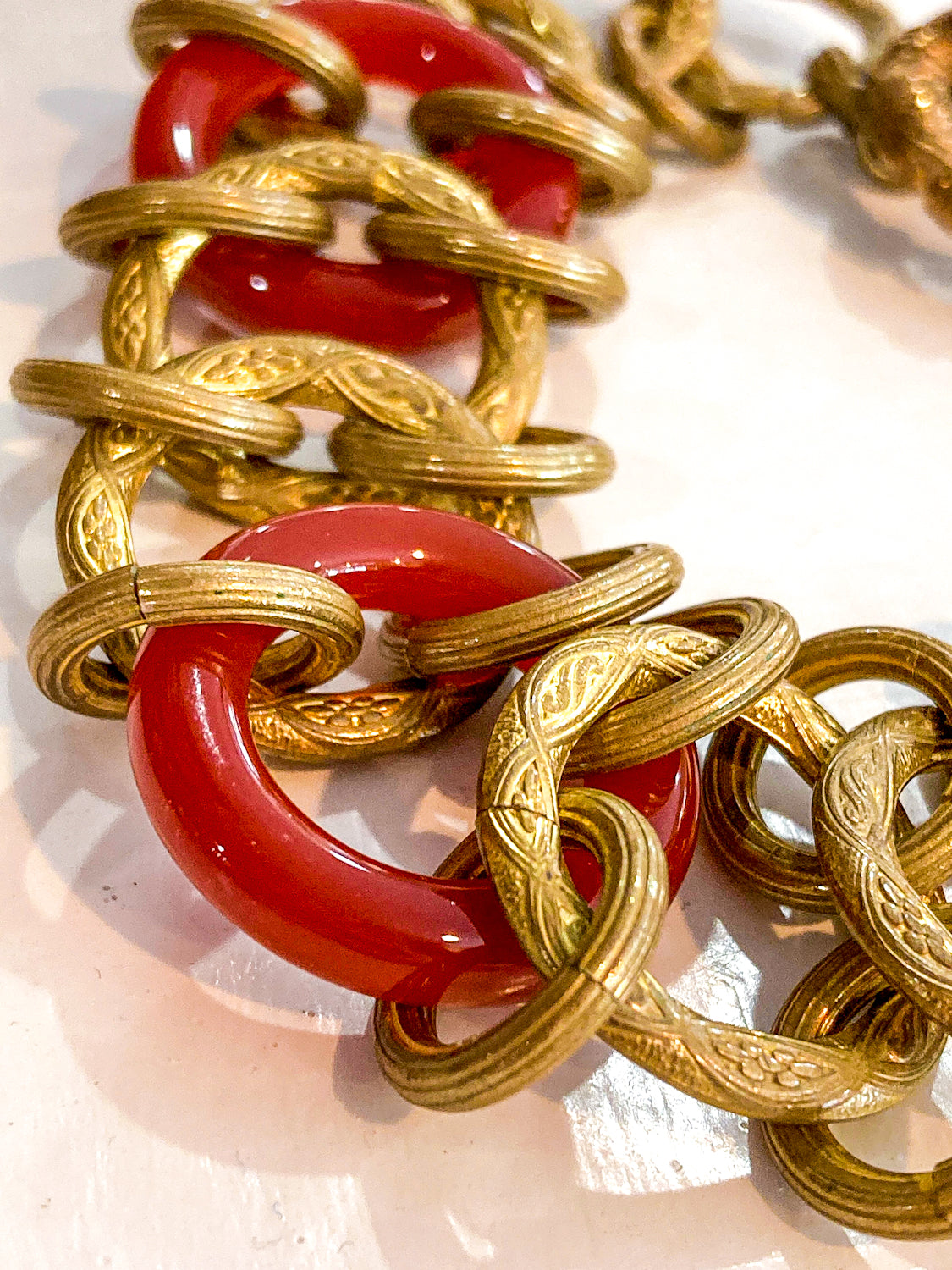Vintage Gold Toned Circular Rust Red Lucite Stone Chain Link Bracelet Stephen Dweck