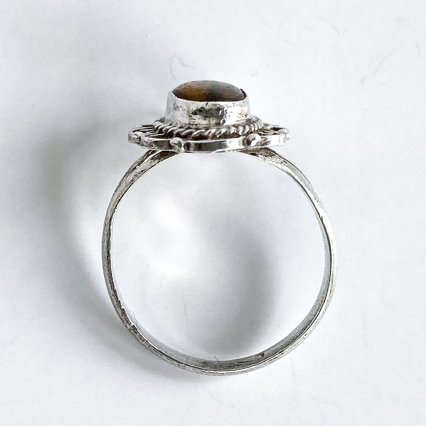 Vintage Mexico Sterling Silver Oval Faux Tiger Eye Wood Filigree Ring Profile