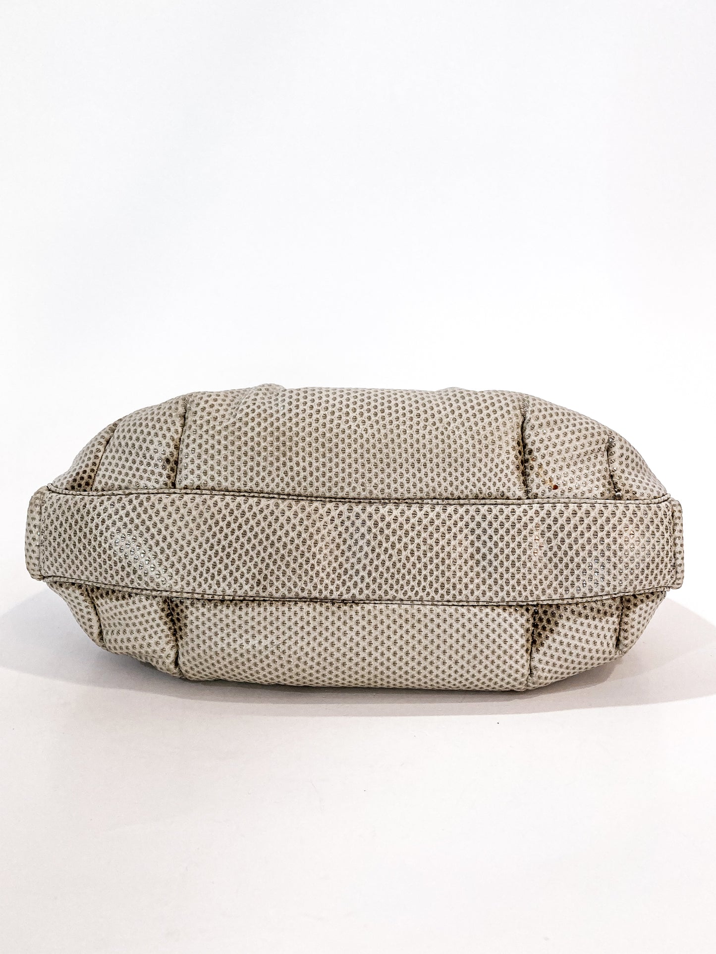 Vintage Judith Leiber Champagne Snakeskin Floral Clasp Crossbody Clutch Bag Bottom