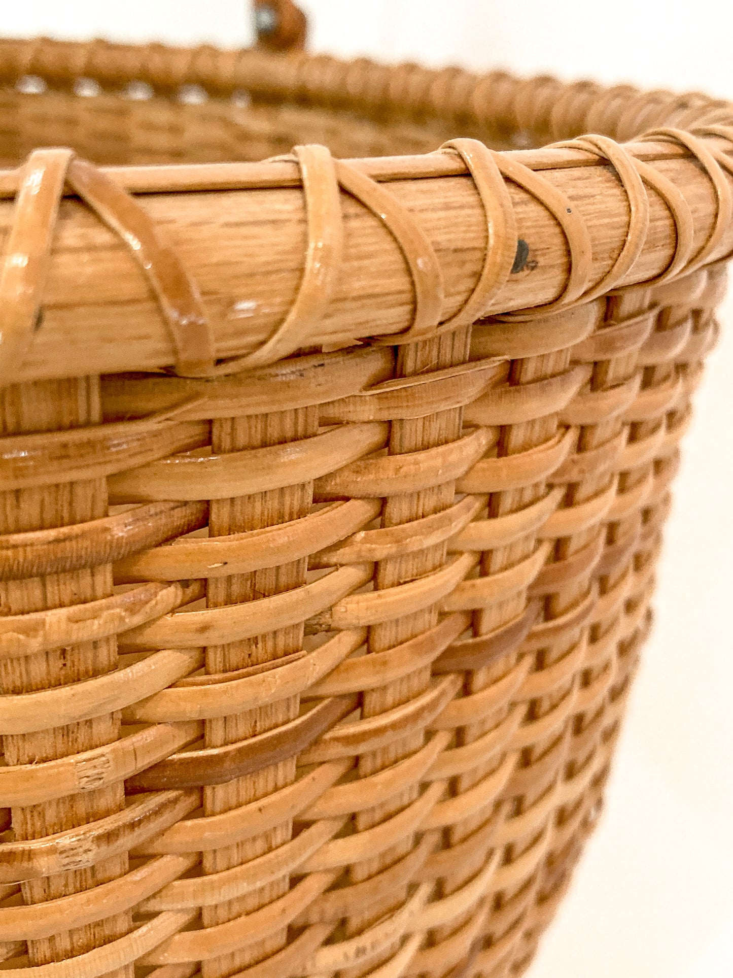 Vintage 1980s William Sevrens Lightship Penny Bottom Large Woven Basket Close Up Construction