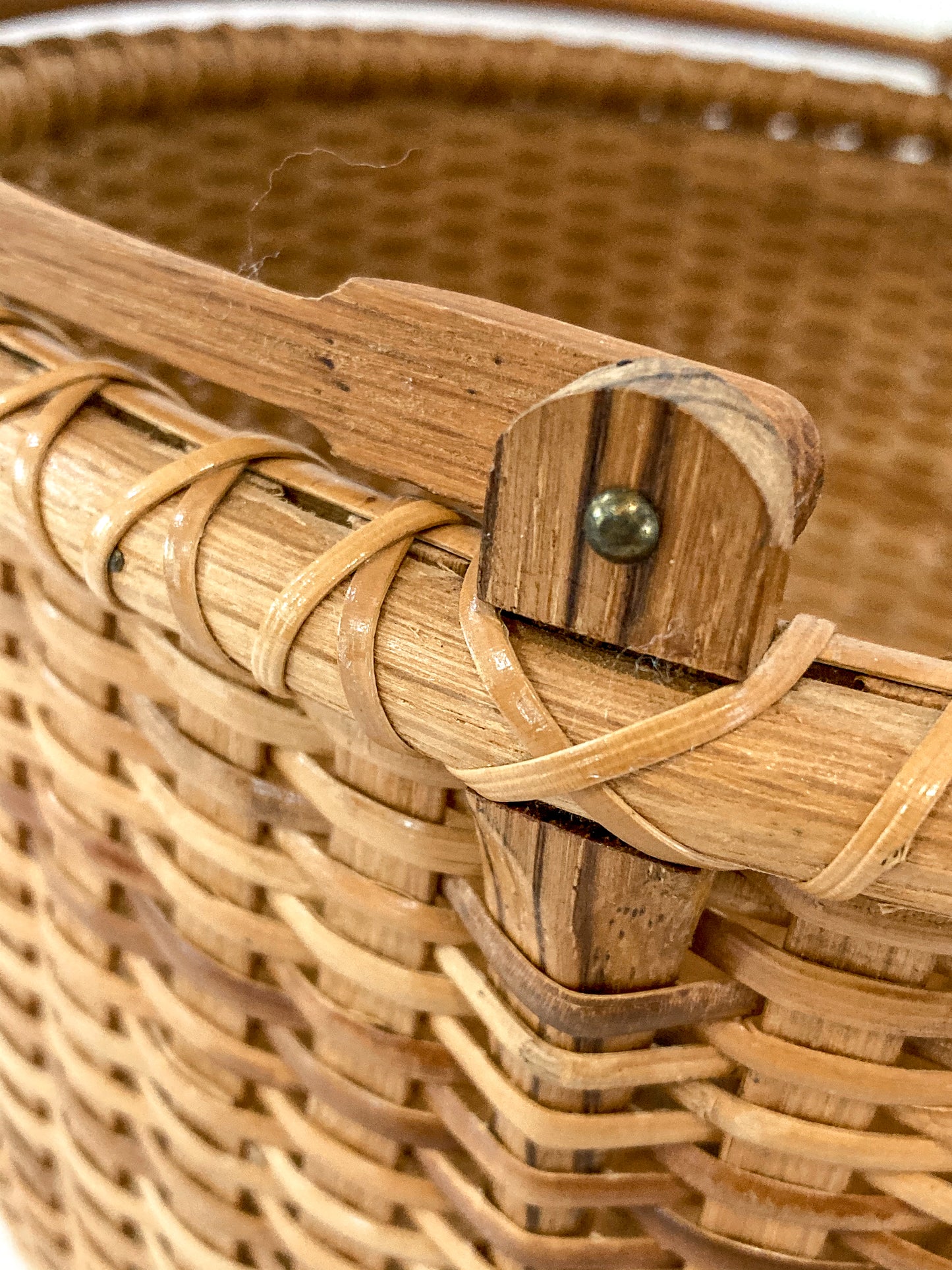 Vintage 1980s William Sevrens Lightship Penny Bottom Large Woven Basket Close Up Handle