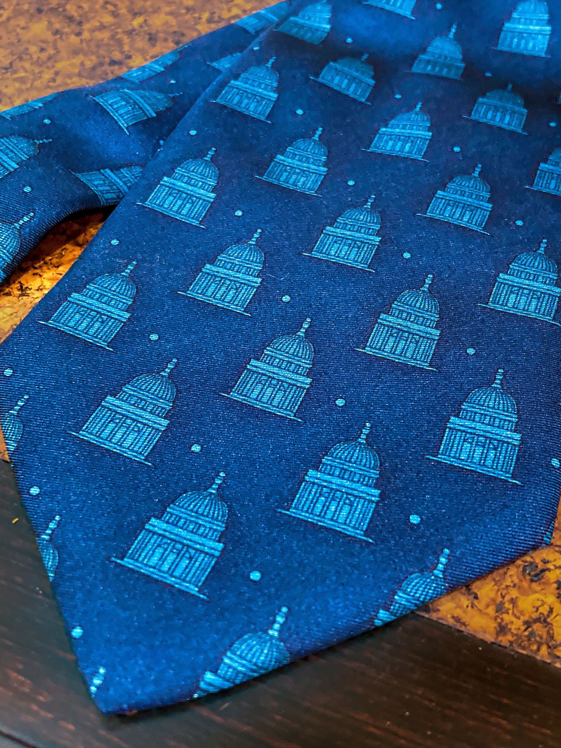 Vintage 1994 FENDI Regali Palazzo Grassi Venice Architectural Italian Blue Silk Tie Close Up