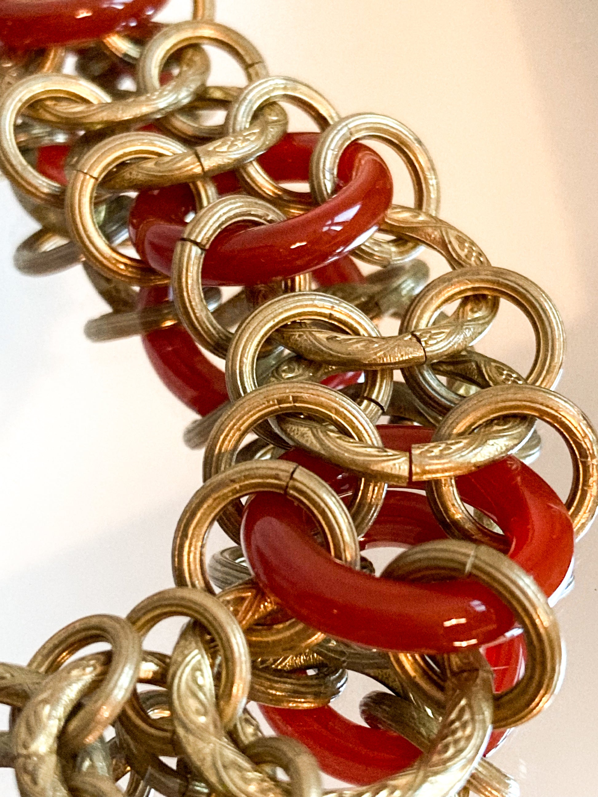 Vintage Gold Toned Circular Rust Red Lucite Stone Chain Link Bracelet Stephen Dweck
