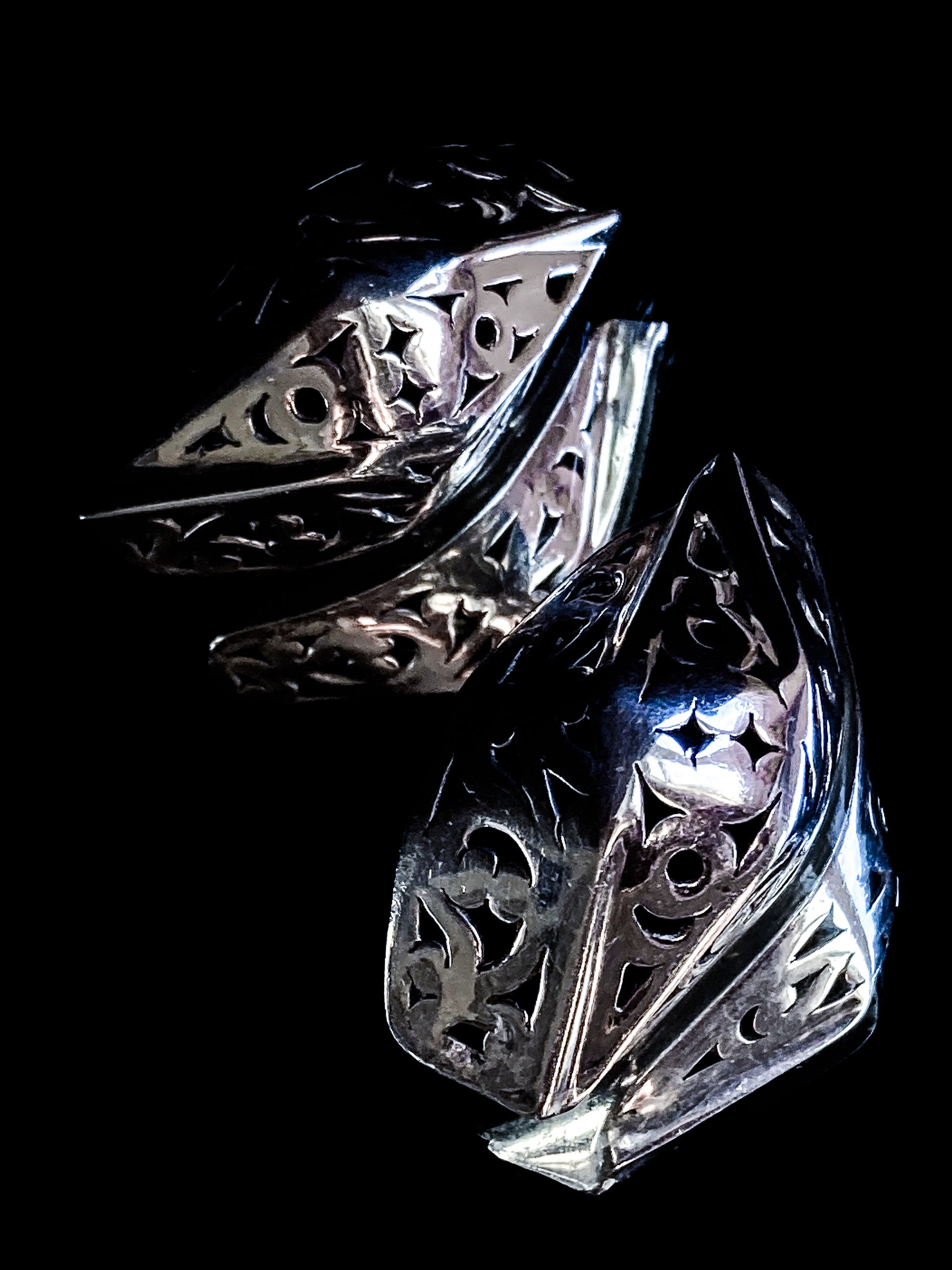 Vintage Indonesian Sterling Silver Openwork Geometric Dimensional Clip On Earrings