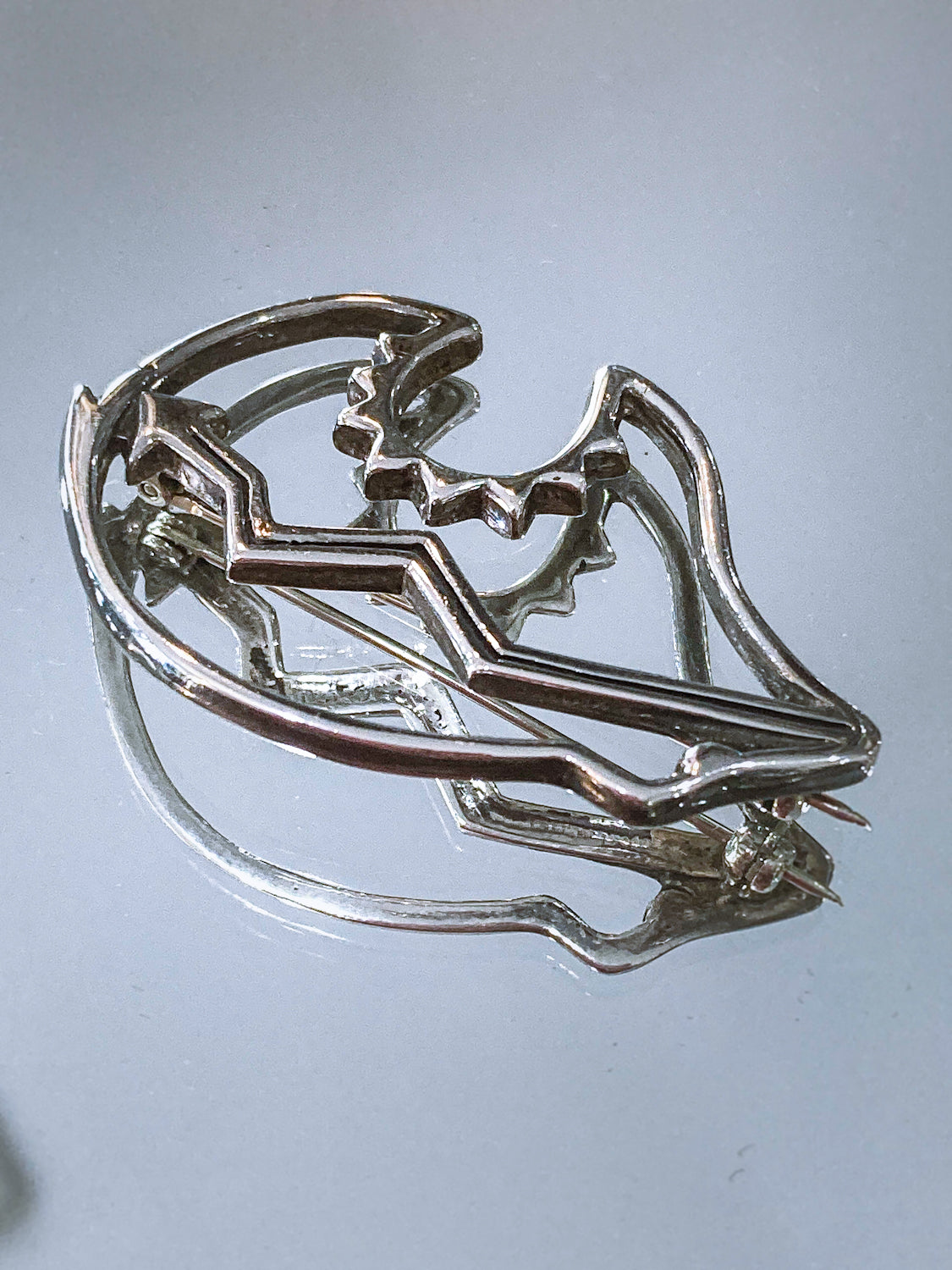 Vintage Native American Pueblo Zuni Medicine Bear Sterling Silver Brooch Pin