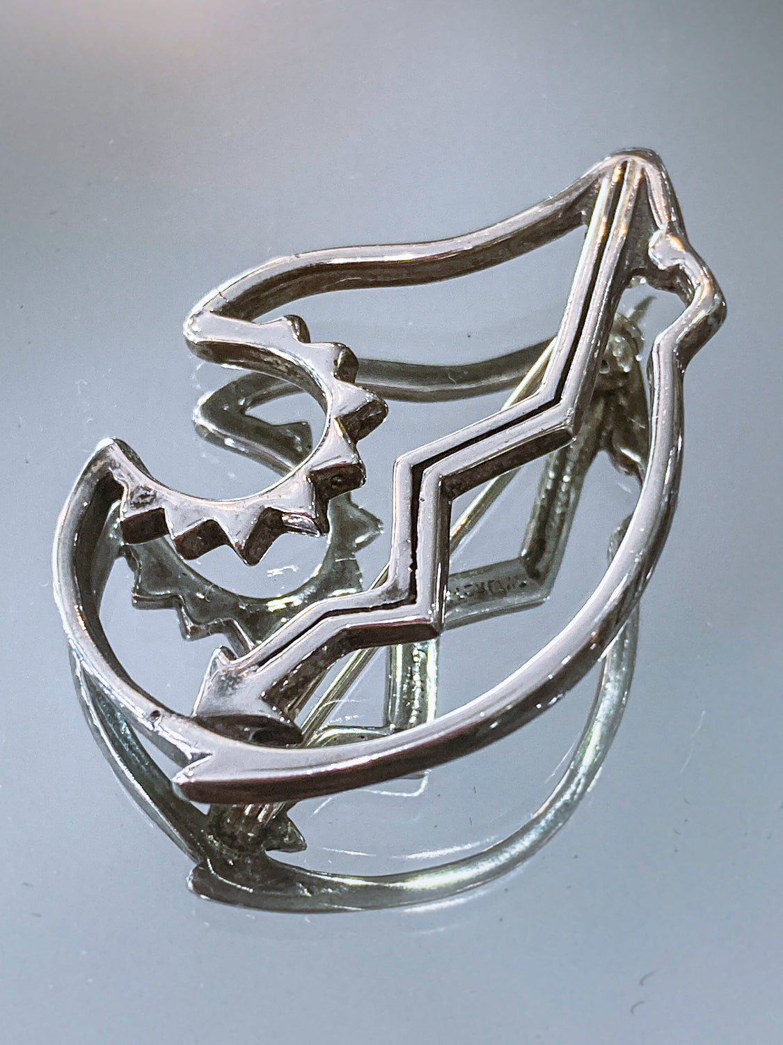 Vintage Native American Pueblo Zuni Medicine Bear Sterling Silver Brooch Pin