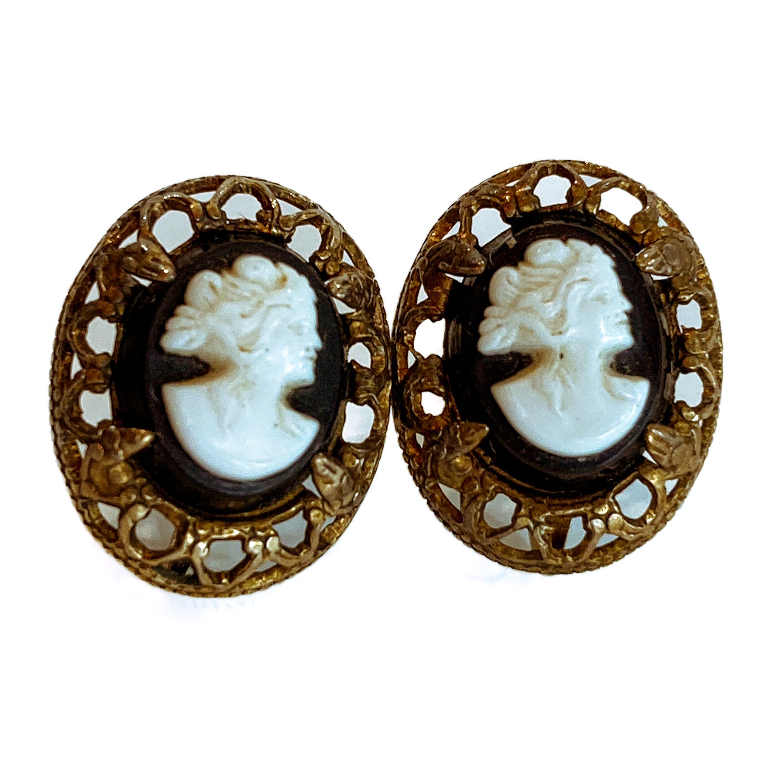 Vintage Black Cameo Filigree Gold-tone Sterling Silver Screwback Earrings White Background  2