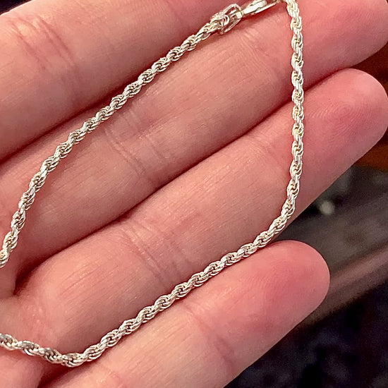 Radiant Italian 925 Sterling Silver Twisted Rope 7-Inch Chain Bracelet