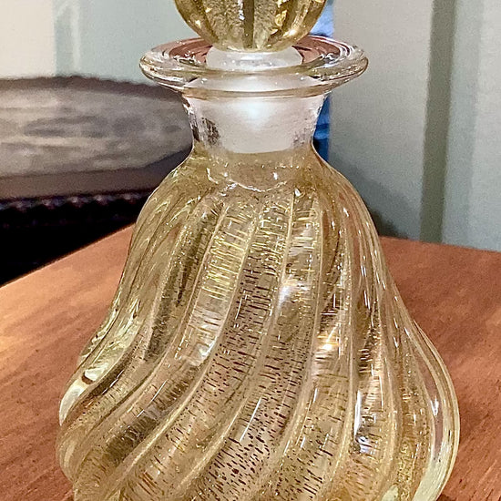 Vintage Murano Italian Hand Blown Mesmerizing Gold Fleck Glass Scent Bottle