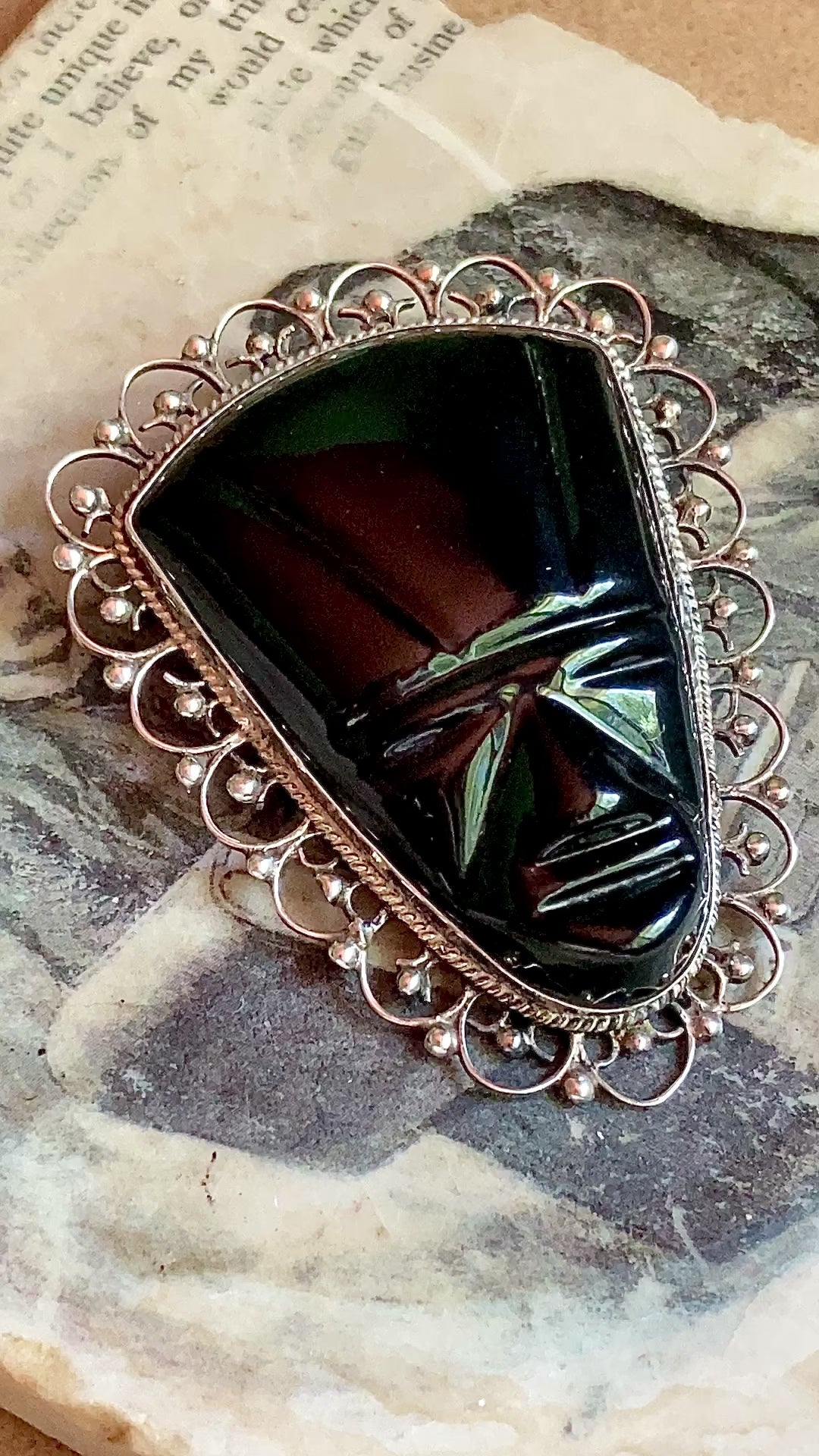 Vintage Mexico Sterling Silver 925 Carved Black Onyx Abstract Face Filigree Brooch