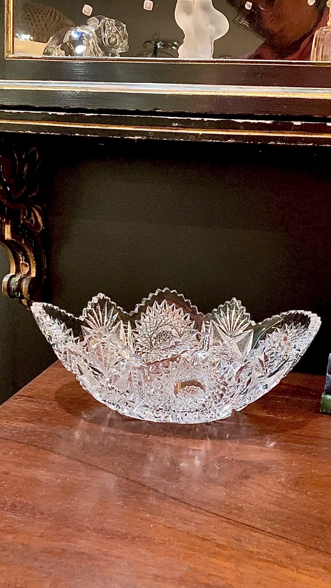 Antique 1900s American Brilliant Cut Clear Glass Oval Scalloped Edge Bowl