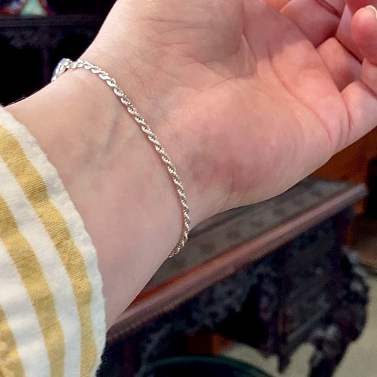 Radiant Italian 925 Sterling Silver Twisted Rope 7-Inch Chain Bracelet