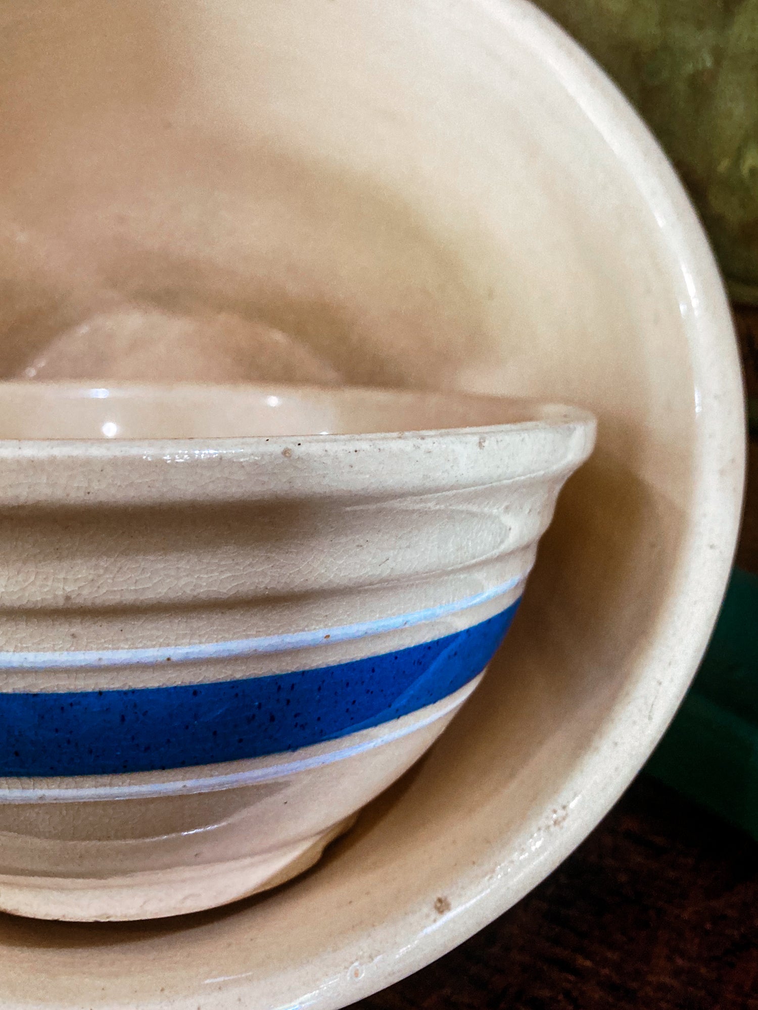 Vintage USA Made Watt Oven Ware Ceramic Blue White Cream 6” Mixing Bowl 