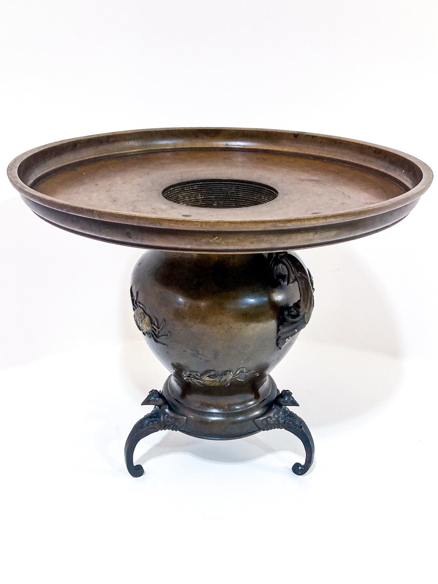 Antique Japanese Yoshimasa Bronze Crab Ocean Motif Ikebana Vase 10