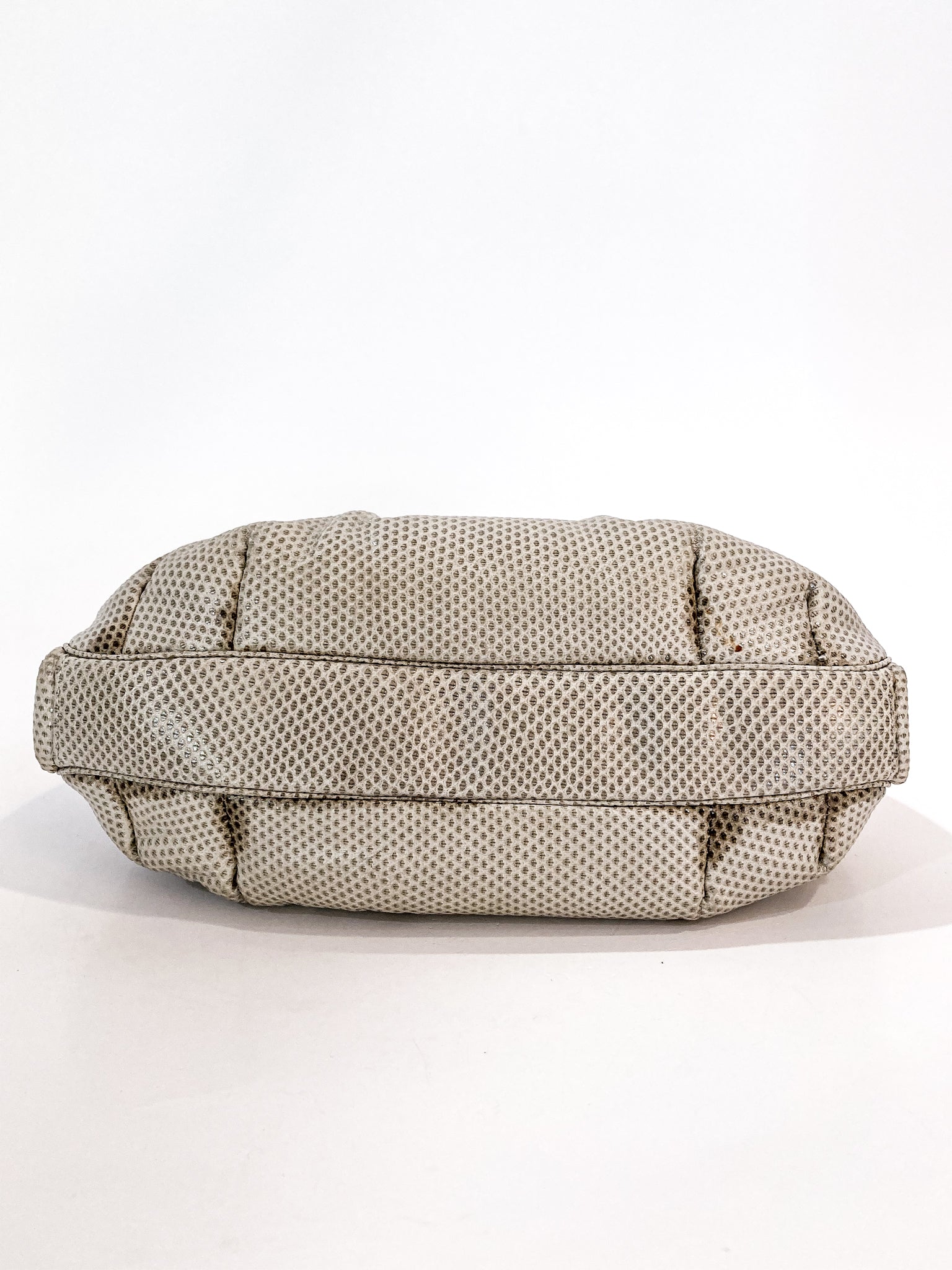 Vintage Judith Leiber Champagne Snakeskin Floral Clasp Crossbody Clutch Bag Bottom